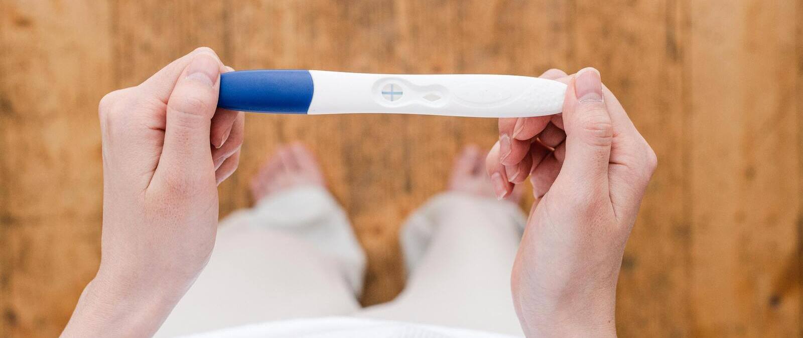 Buen sentimiento Salida Aplicando Cómo se recicla un test de embarazo? · Maldita.es - Periodismo para que no  te la cuelen